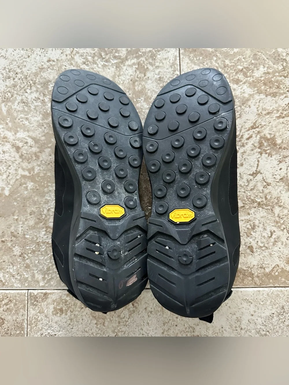 Arc'teryx Mens Black Slip-On Trail Shoe